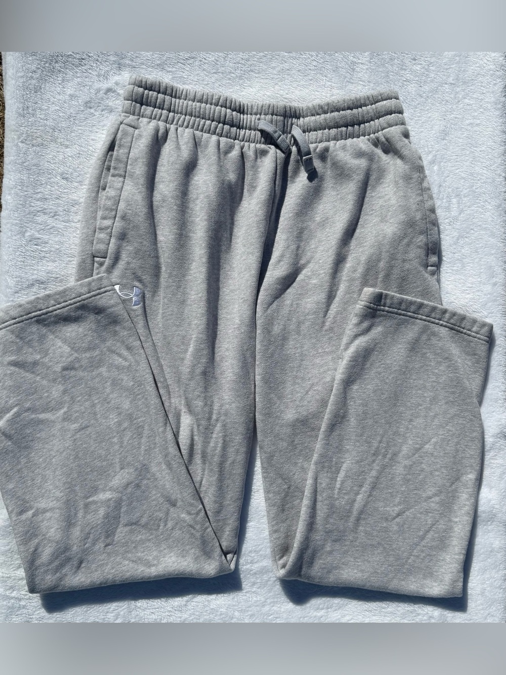 Under Armour Light Gray Sweatpants Joggers Size Medium